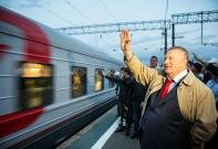 Владимир Жириновский приглашает студентов проехать на спецпоезде ЛДПР